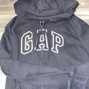 Gap zip up